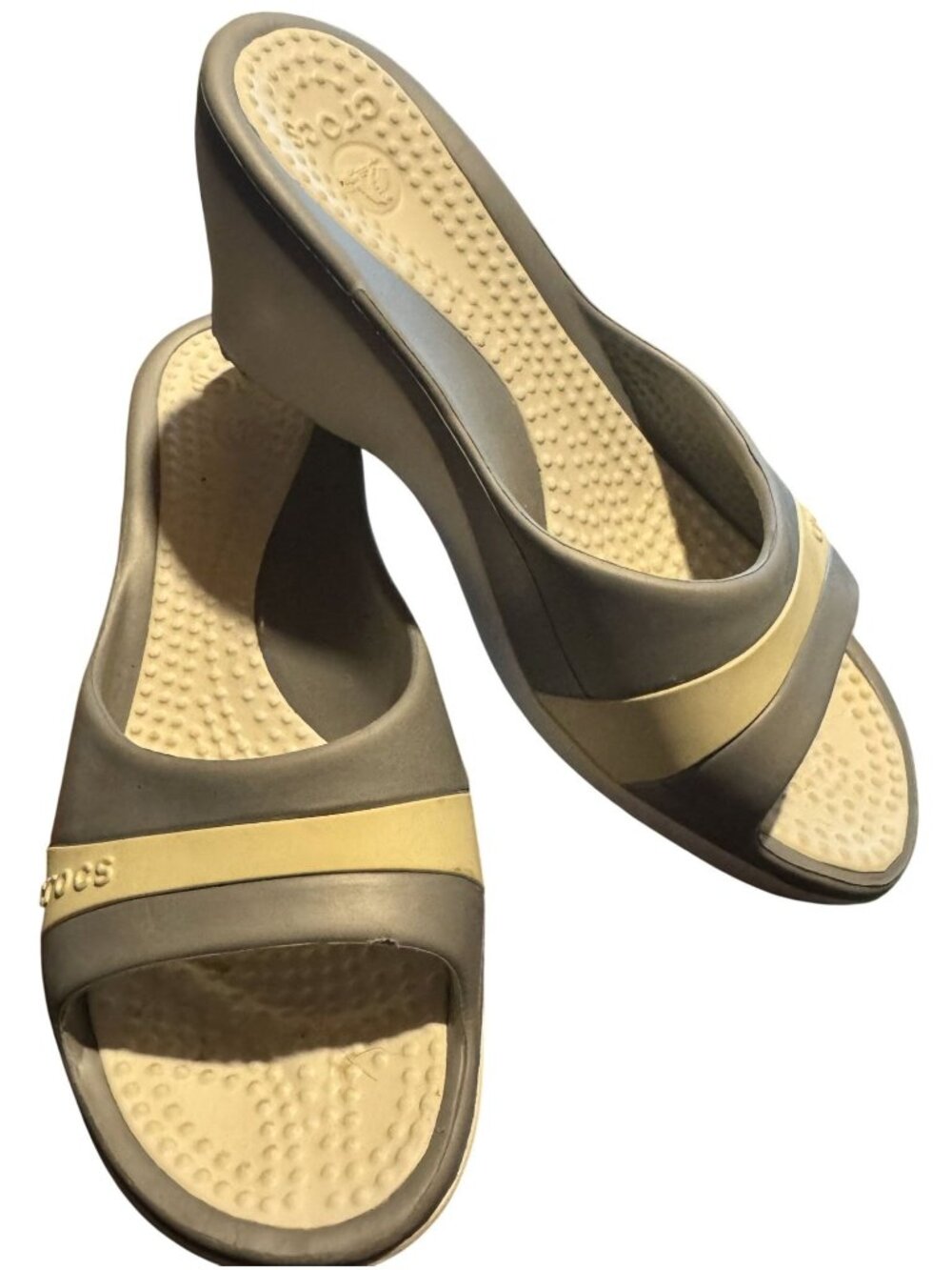 Crocs Womens Gray Beige Wedge Sandals 7 Lightweight Comfort